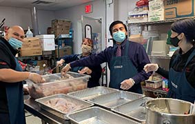 Ira Cares Team volunteers at Citizens Inn to provide meals for the Holidays